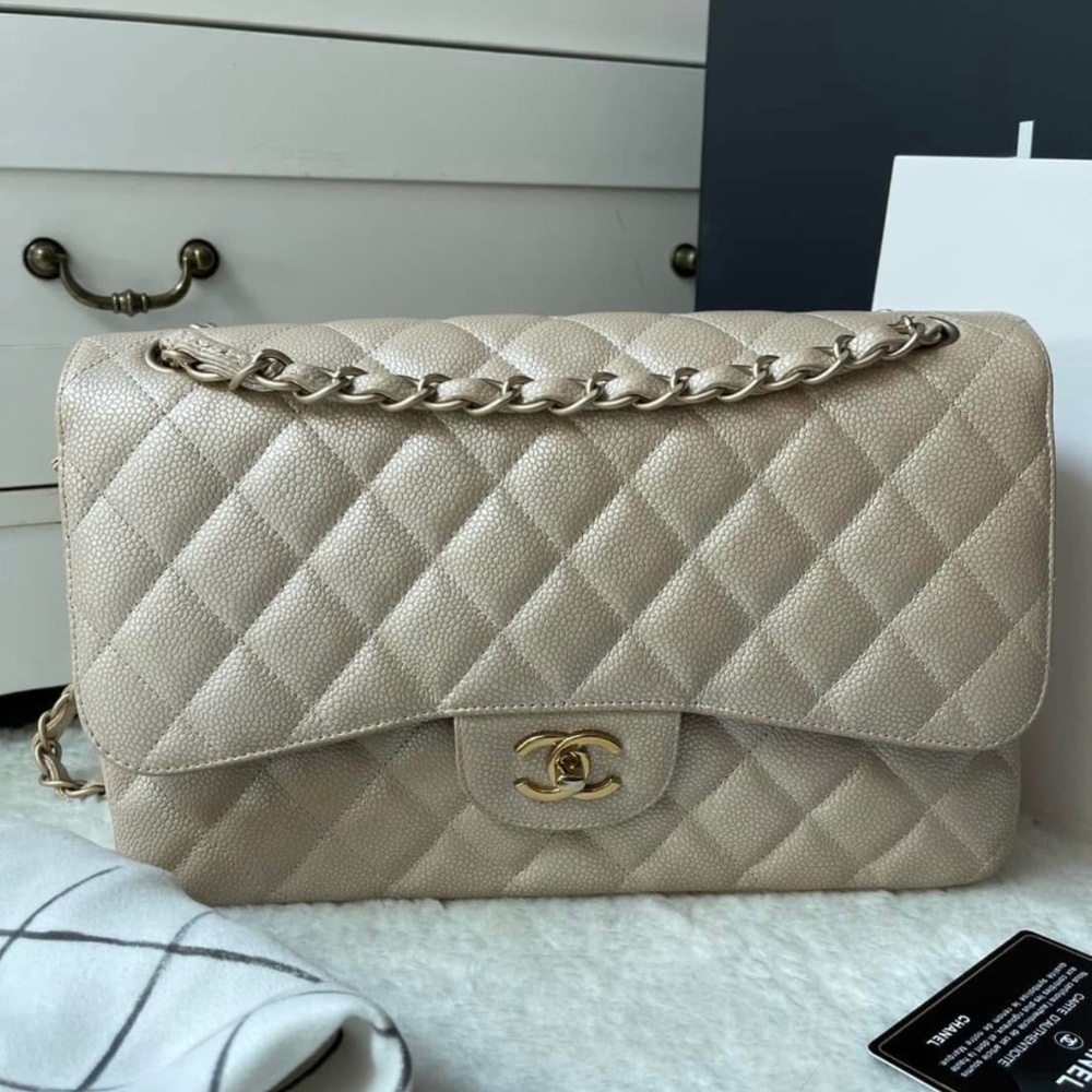 Chanel Jumbo